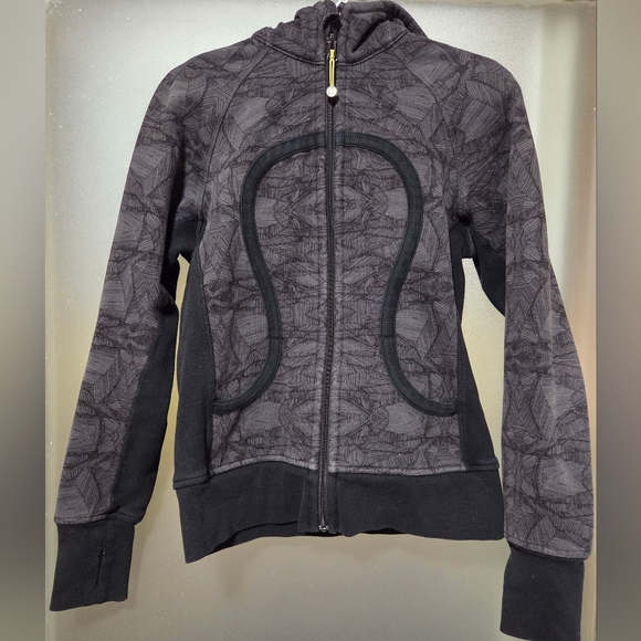 Vintage Lululemon Scuba Hoodie Sz 6 - Picture 3 of 4